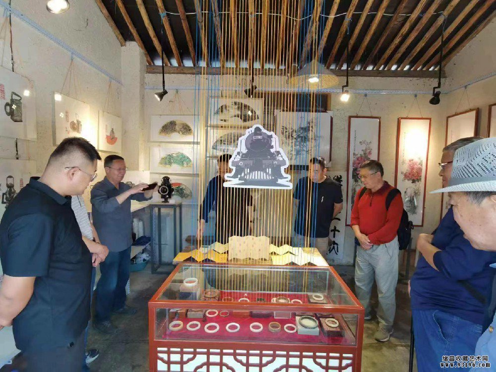 图片加载中